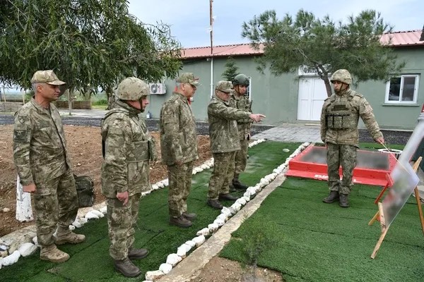 KKTC'de Birliklere Denetleme! Orgeneral Tokel Bölgeye Gitti